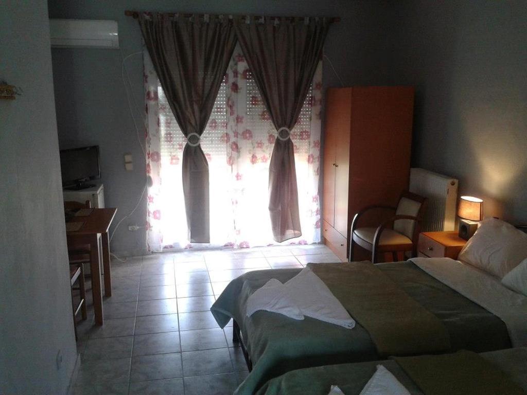 Hotel Loga Tycherón Quarto foto